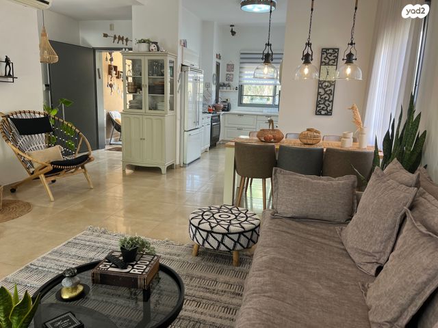 בית פרטי/ קוטג', שאר העיר, עומר