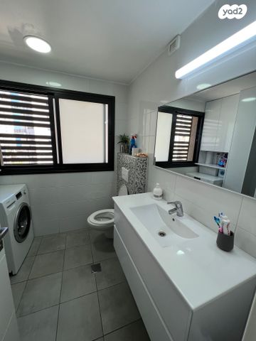 דירה, מסריק 22, עצמאות יוספטל, בת ים