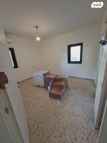 דירה, בן גוריון, מרכז דרום, רעננה