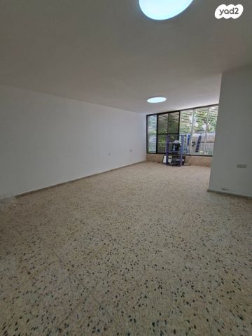 דירה, בן גוריון, מרכז דרום, רעננה