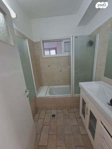 דירה, בן גוריון, מרכז דרום, רעננה