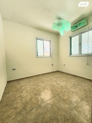 בית פרטי/ קוטג', הרב אלנקווה, נווה ברבור, כפר שלם מערב, תל אביב יפו