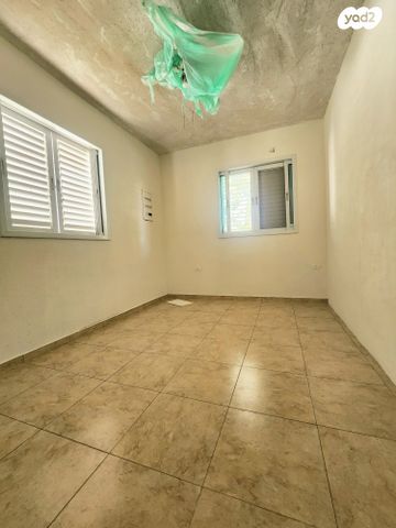 בית פרטי/ קוטג', הרב אלנקווה, נווה ברבור, כפר שלם מערב, תל אביב יפו