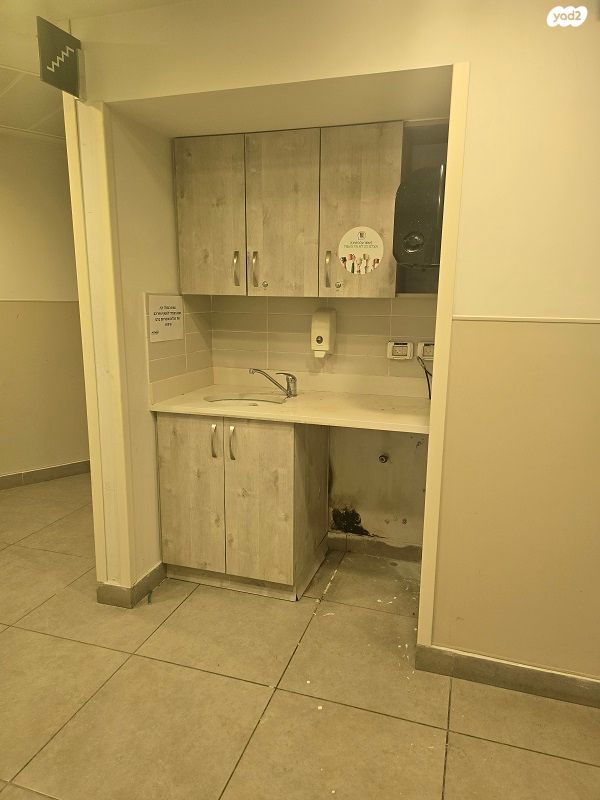 משרדים, יצחק רגר 8, מרכז אזרחי, באר שבע