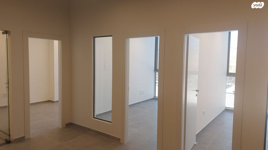 משרדים, מודיעין מכבים רעות