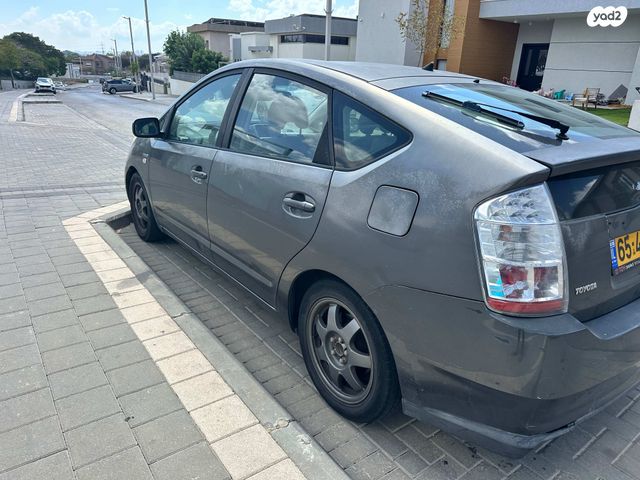 מודעת רכב טויוטה פריוס