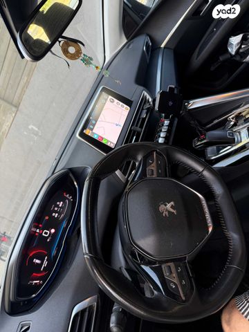 מודעת רכב פיג'ו 5008