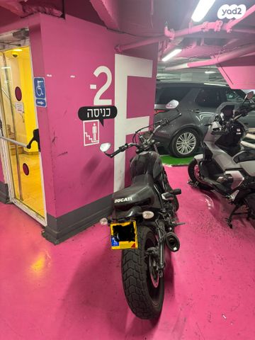 מודעת רכב דוקאטי סקרמבלר 400