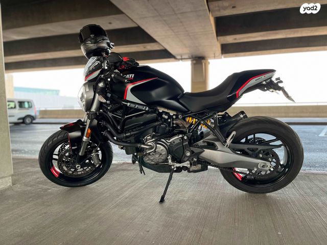 מודעת רכב דוקאטי מונסטר 821