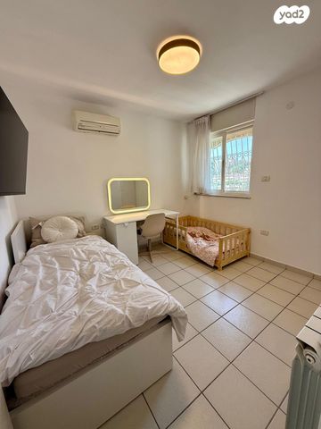 דירה, מבוא פלי"ם 36, הגבעה הצרפתית, גבעת שפירא, ירושלים