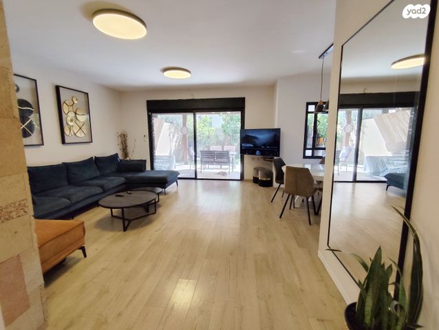 בית פרטי/ קוטג', שלמה בן יוסף 30, גני מנחם, באר יעקב