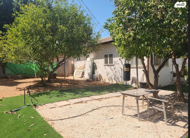 דו משפחתי, בר אילן 5, ראשונים, ראשון לציון