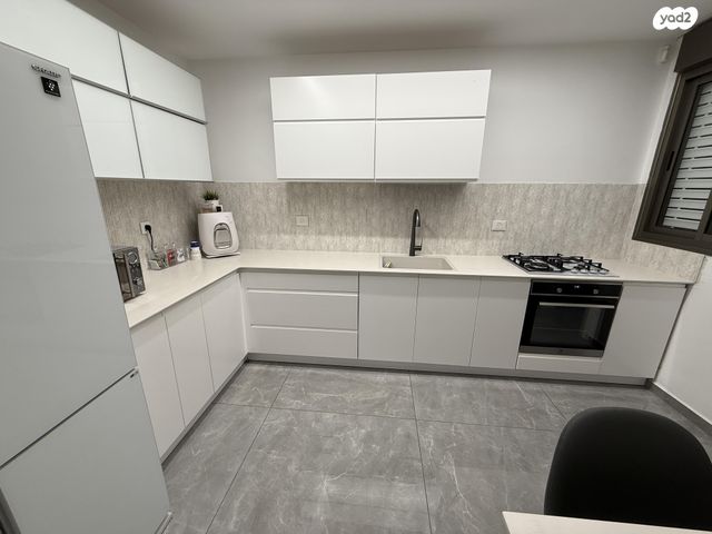 דירת גן, דליה רביקוביץ 16, קרית האמנים, מצליח, רמלה