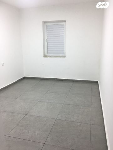 דירה, ד"ר וייסבורג 7, יוספטל, פתח תקווה