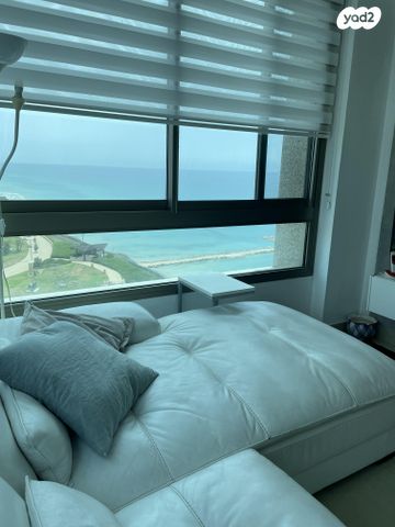 דירה, שדרות עובד בן עמי 2, נוף הטיילת, נתניה