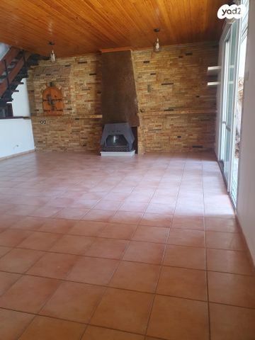 בית פרטי/ קוטג', הגדודים 7, נווה מגן, רמת השרון