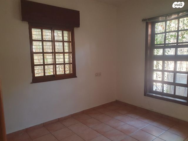 בית פרטי/ קוטג', הגדודים 7, נווה מגן, רמת השרון