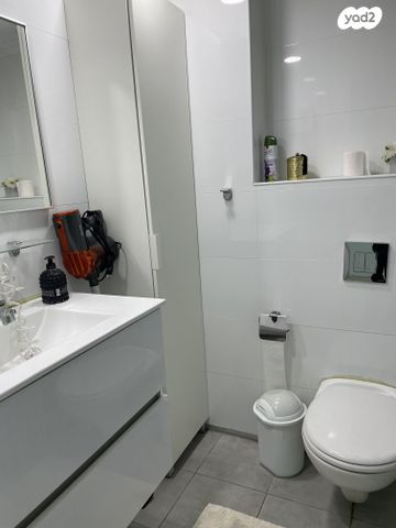 דירה, שדרות עובד בן עמי 2, נוף הטיילת, נתניה