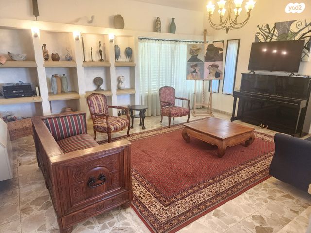 בית פרטי/ קוטג', כפר ורדים