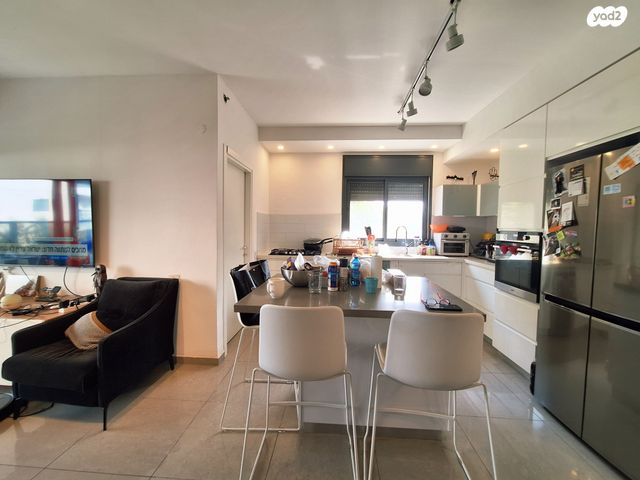 דירה, רמה, נווה שרת, תל אביב יפו