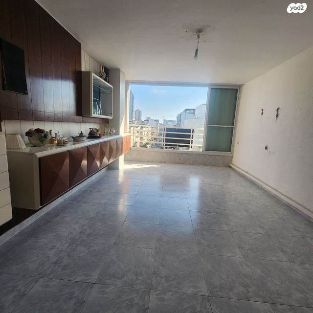 גג/ פנטהאוז, טבנקין 27, דרום מערב ותיק, בת ים