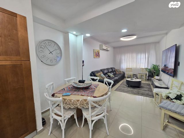 דירה, חנה סנש, קרית מוצקין