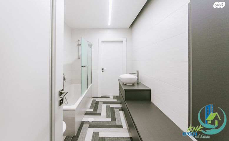 דירה, דגל ראובן, כפר גנים א, פתח תקווה