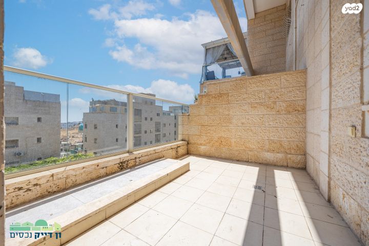 דירה, אלעזר מנחם גלרנטר, חומת שמואל, הר חומה, ירושלים