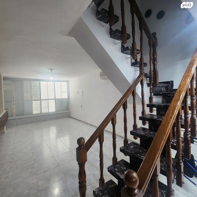 גג/ פנטהאוז, טבנקין 27, דרום מערב ותיק, בת ים