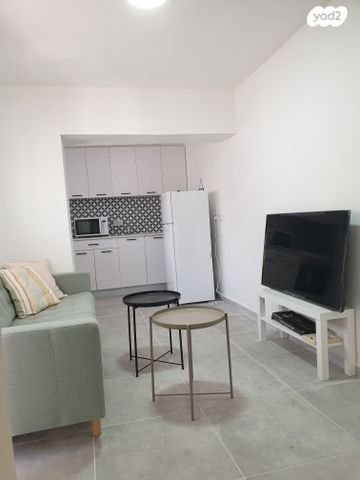 בית פרטי/ קוטג', המכתשים 12, שכונה ד', באר שבע