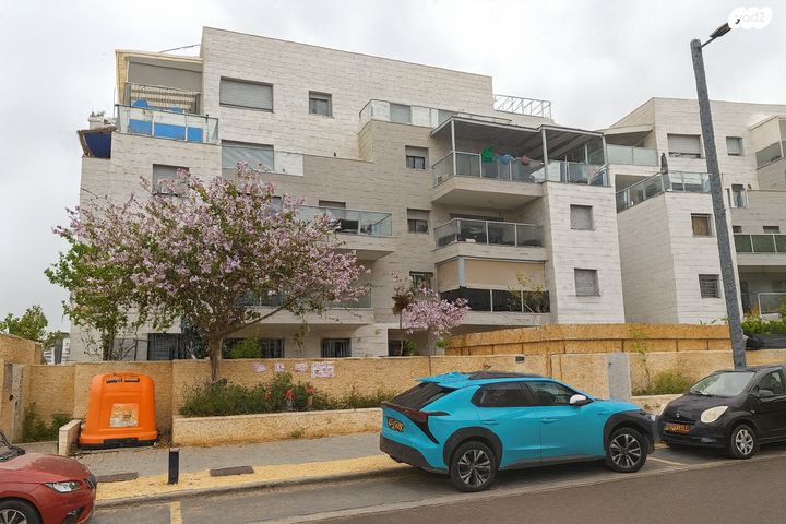 עמוס הנביא 4