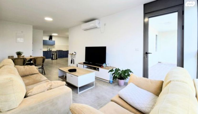 דירה, רעננה