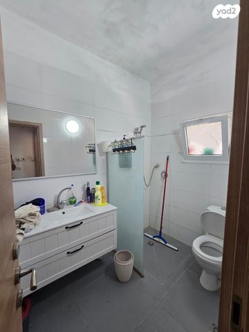 דירה, חנה סנש, קרית מוצקין