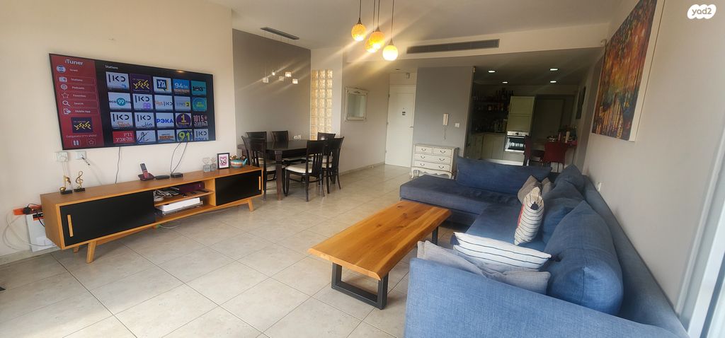 דירה, כיכר עמוס הנביא, הנביאים, מודיעין מכבים רעות