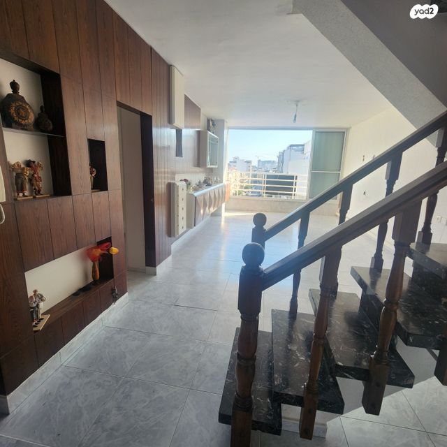 גג/ פנטהאוז, טבנקין 27, דרום מערב ותיק, בת ים