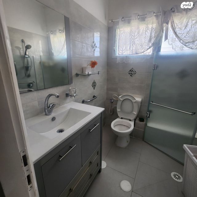 גג/ פנטהאוז, טבנקין 27, דרום מערב ותיק, בת ים