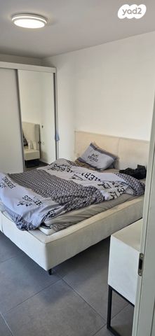 גג/ פנטהאוז, יוסי בנאי 77, פסגות אפק, ראש העין