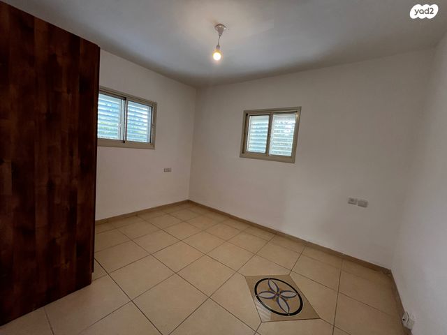 דירה, קרן היסוד 100, מרכז העיר, סביניה, הוותיקה, קרית ביאליק