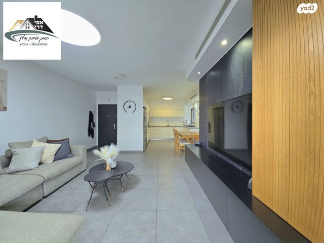 דירה, שושנת העמקים 52, רמת אמיר, קדימה צורן