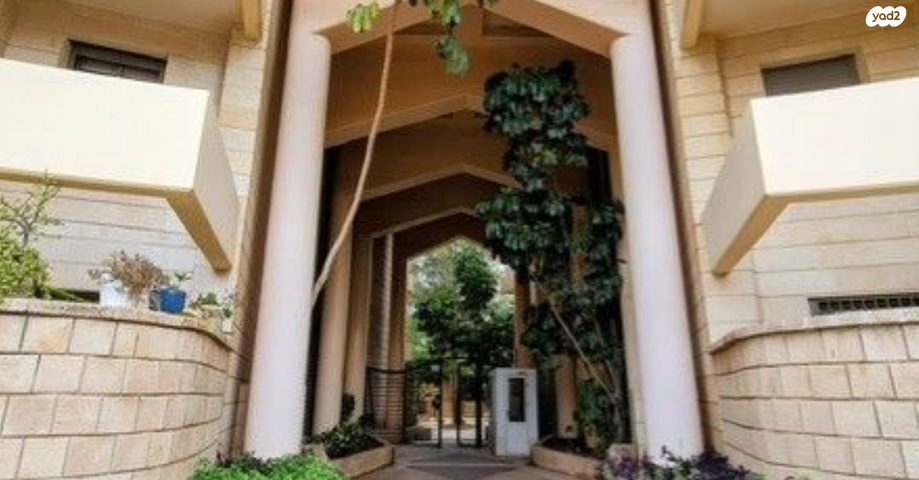 דירה, רעננה