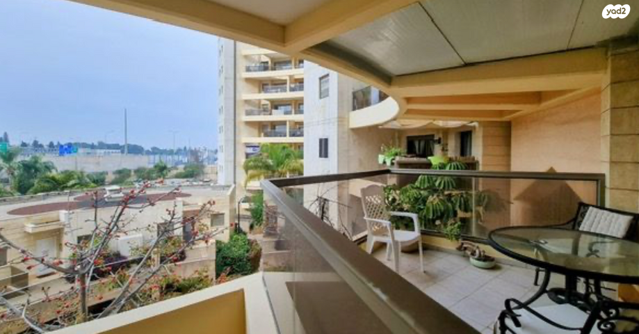 דירה, רעננה