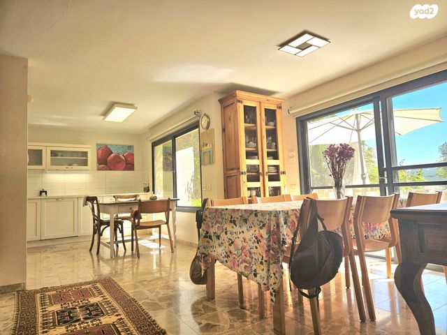 בית פרטי/ קוטג', כפר ורדים