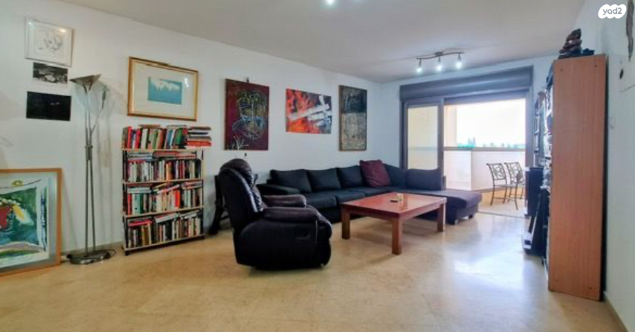 דירה, רעננה