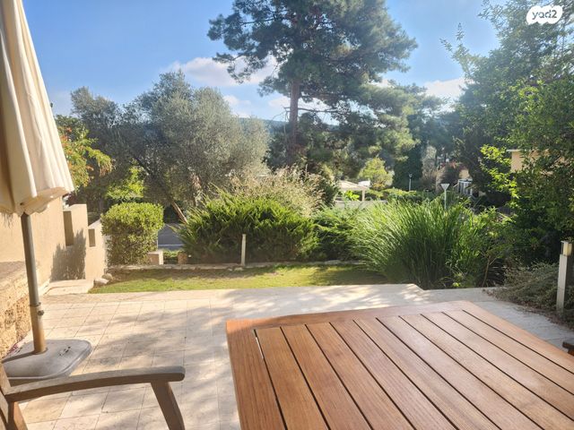 בית פרטי/ קוטג', כפר ורדים