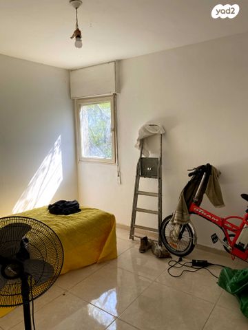 דירה, יצחק בן צבי 24, פאר, חדרה