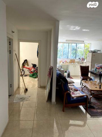 יצחק בן צבי 24