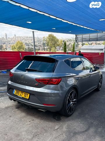 מודעת רכב סיאט לאון