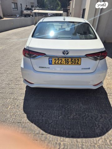טויוטה קורולה
