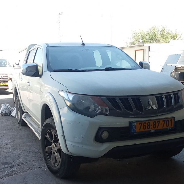 מודעת רכב מיצובישי טרייטון / L200