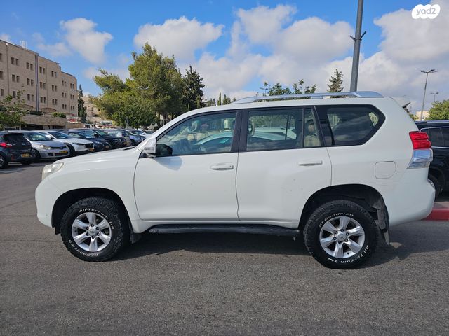 מודעת רכב טויוטה לנד קרוזר